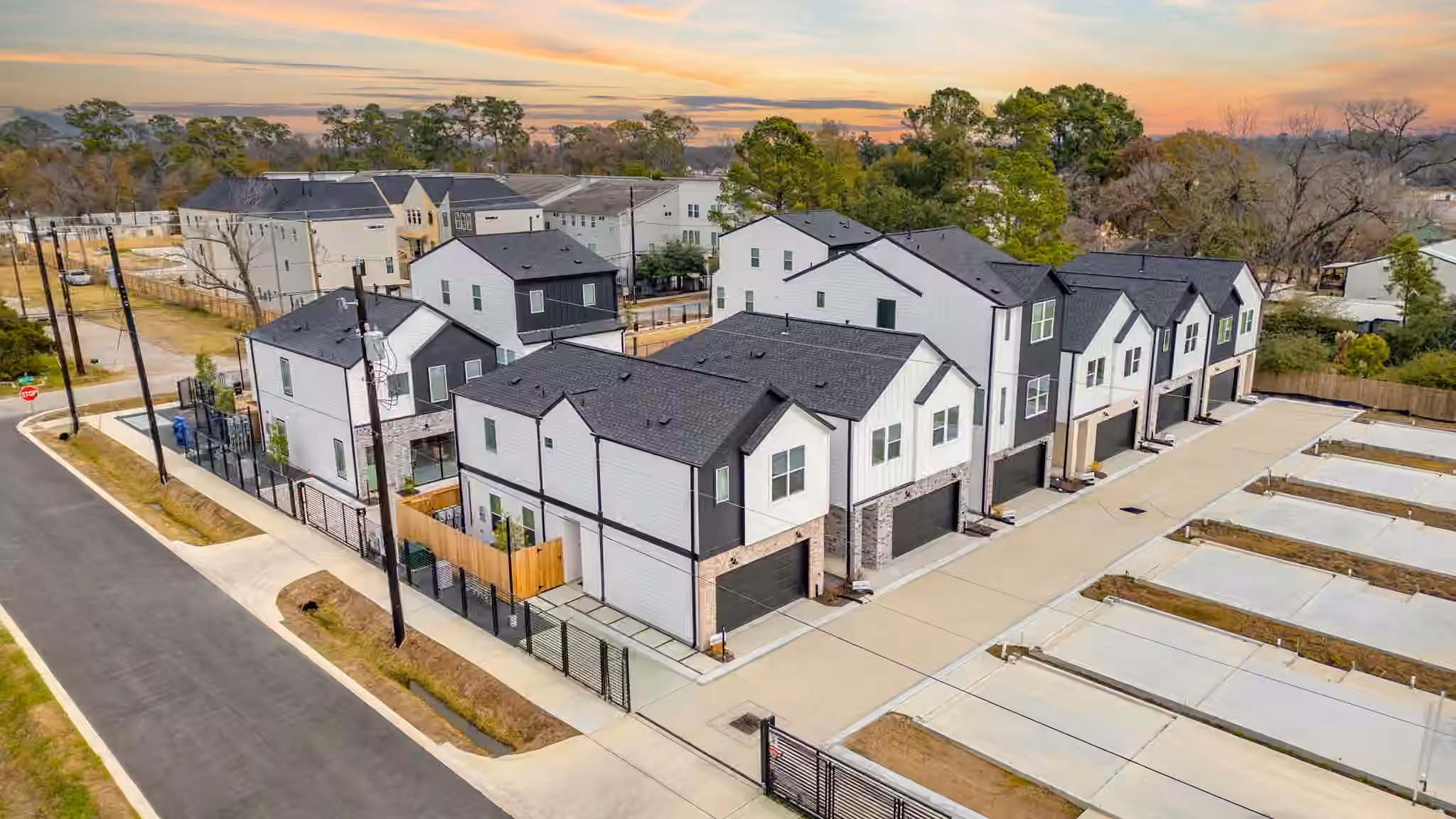 Photo 4 of 4746 Martin Hill Street, Houston, TX