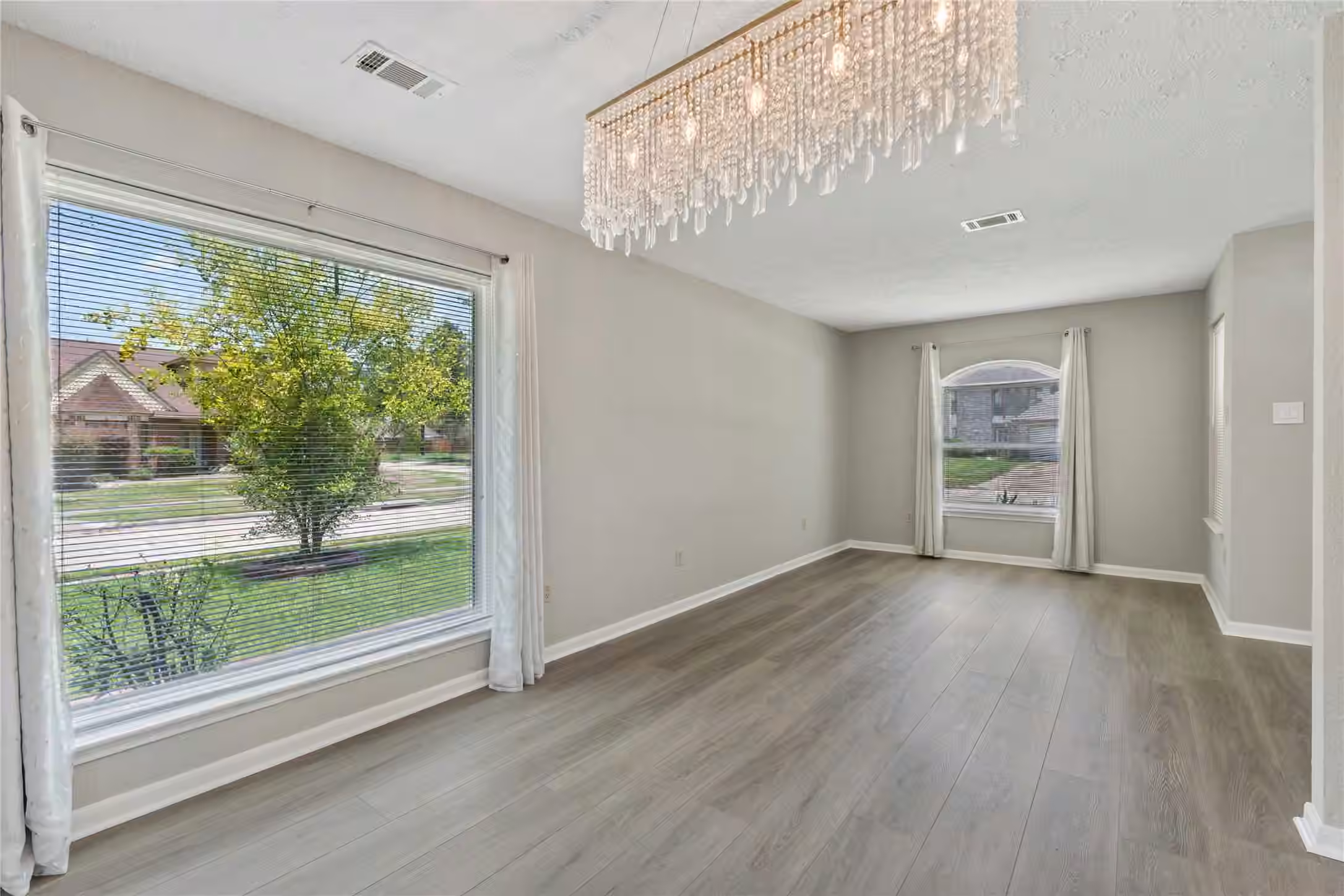 Photo 5 of 19619 Pine Cluster Lane, Humble, TX