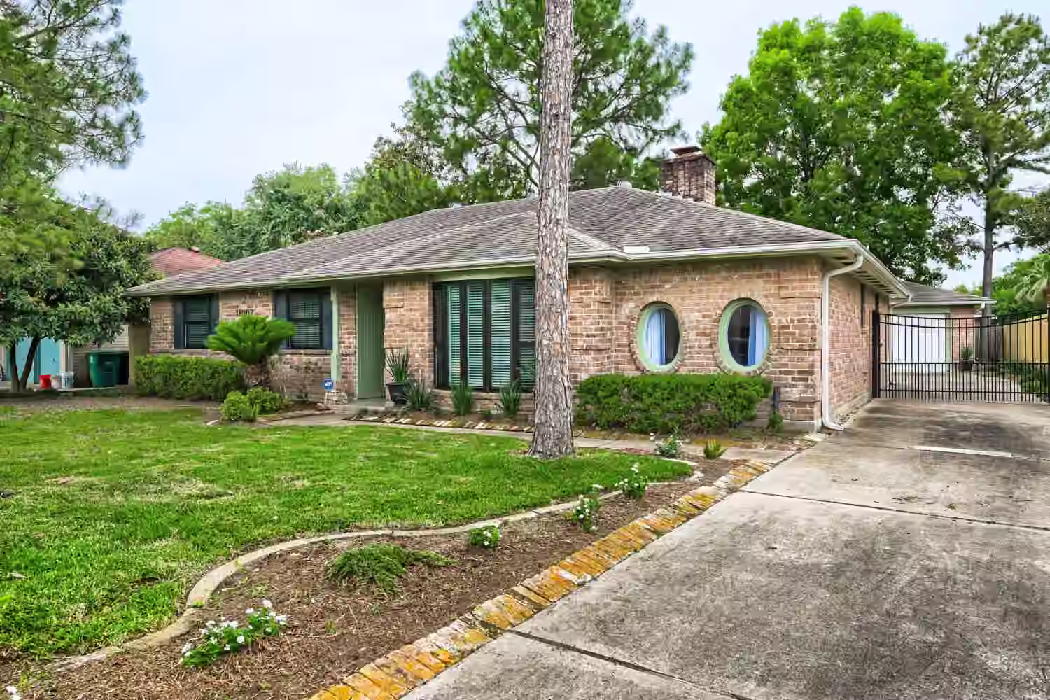 Photo 6 of 11007 Ensbrook Drive, Houston, TX