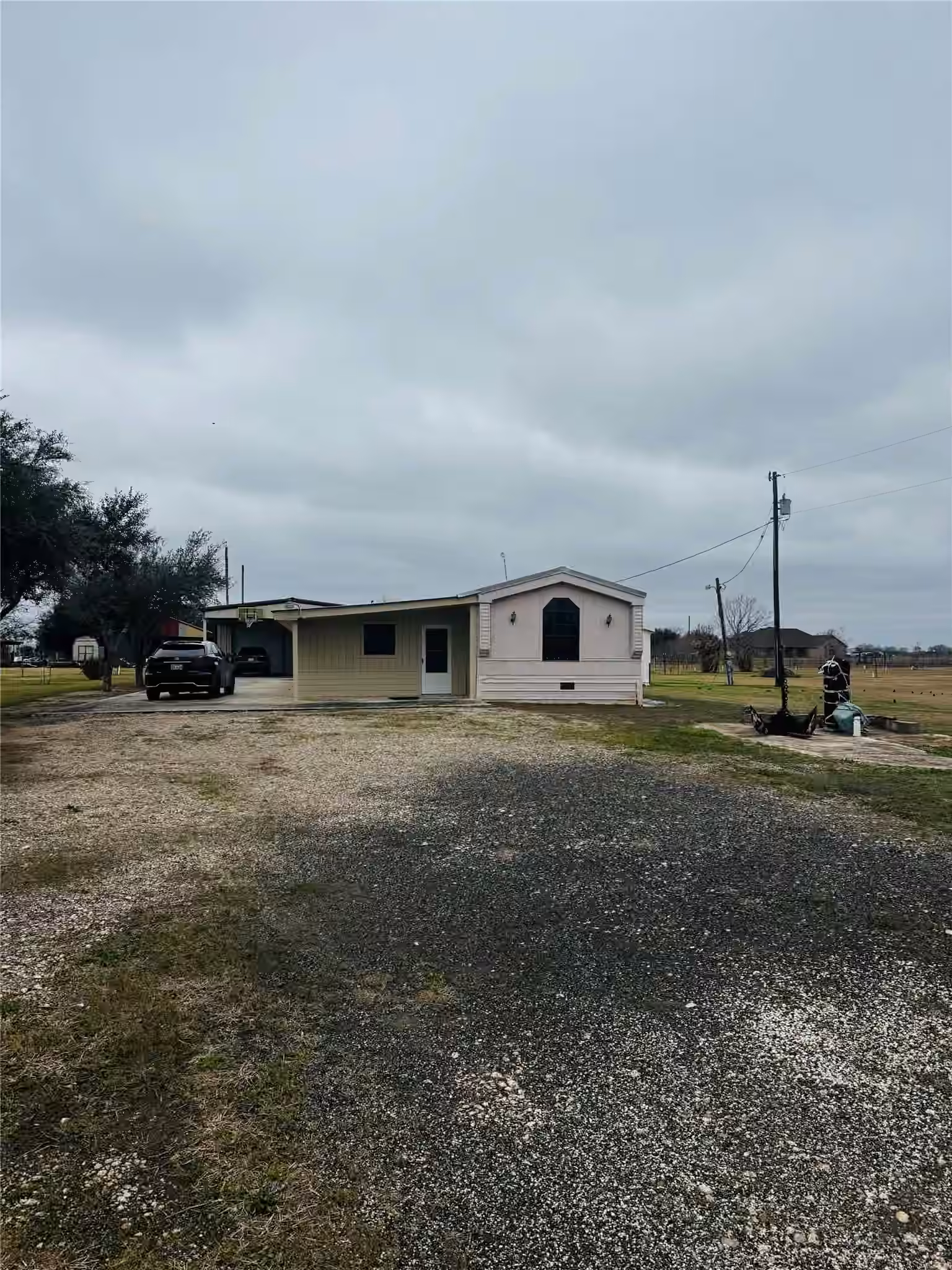 Photo 2 of 2069 CR 317 12TH Street, Palacios, TX