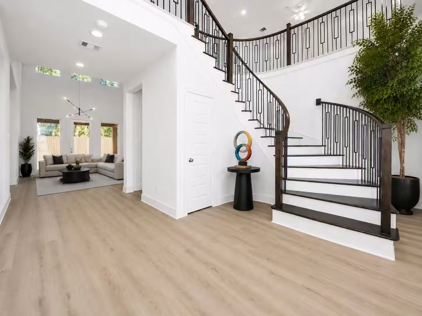 Photo 5 of 205 Wyndemere Drive, Montgomery, TX