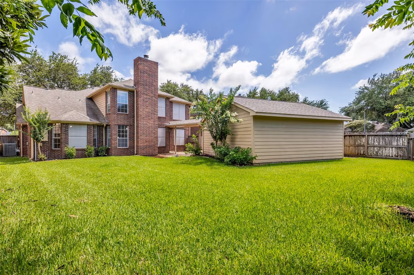 Photo 5 of 4814 Dixie Court, Sugar Land, TX