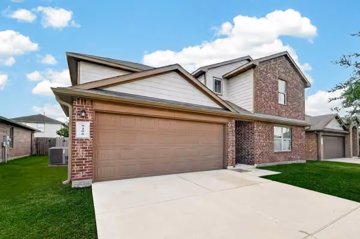 Photo 4 of 9206 Rustling Manor Lane, Richmond, TX