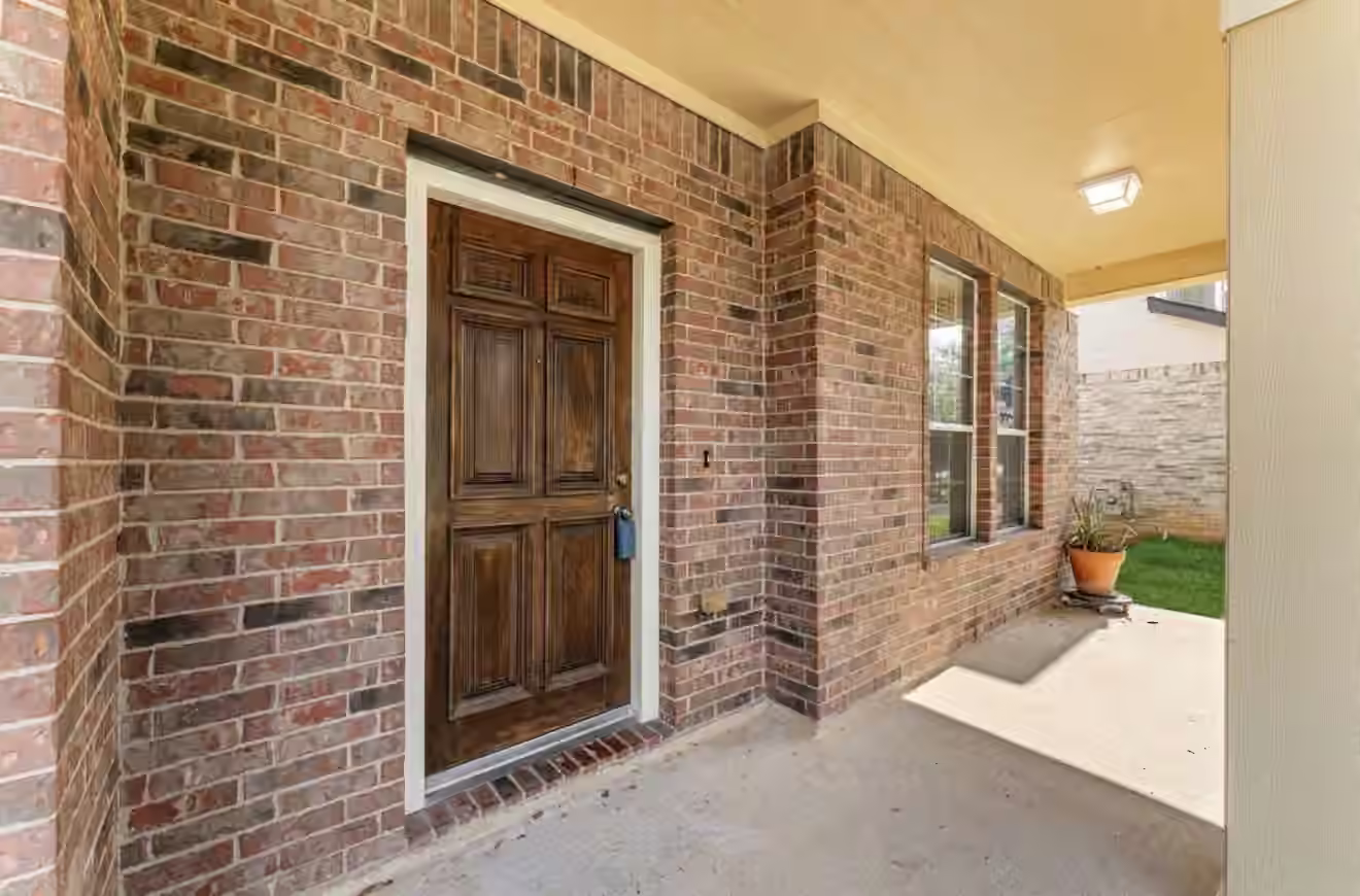 Photo 5 of 18926 Cluster Oaks Drive, Magnolia, TX