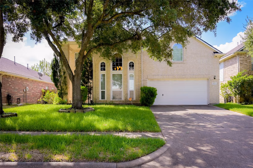 Photo of 10226 N LAUREL BRANCH DRIVE Drive, Houston, TX