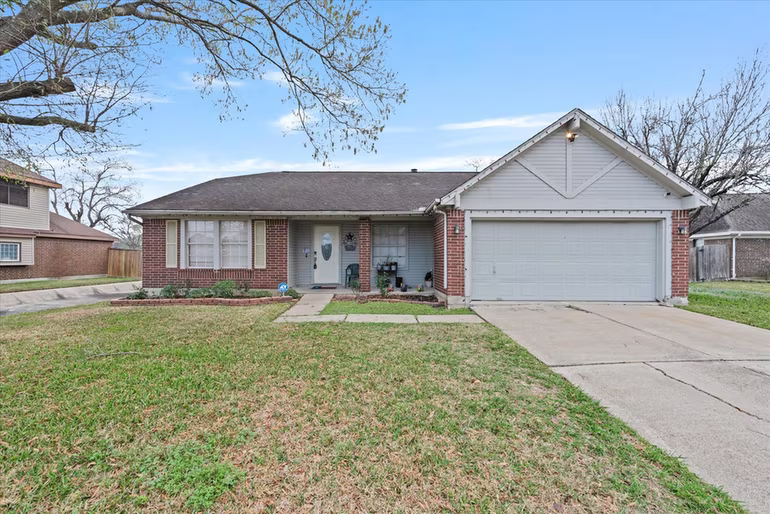 Photo of 151 E Forest Lane, Houston, TX 77015