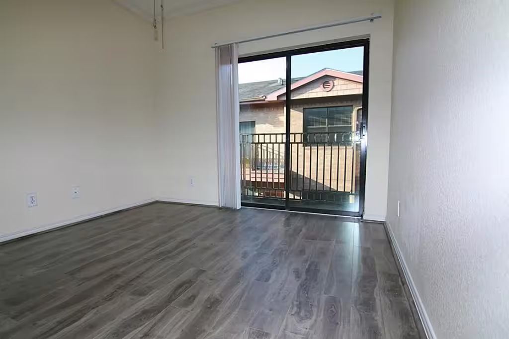 Photo 4 of 9400 Bellaire Boulevard 508, Houston, TX