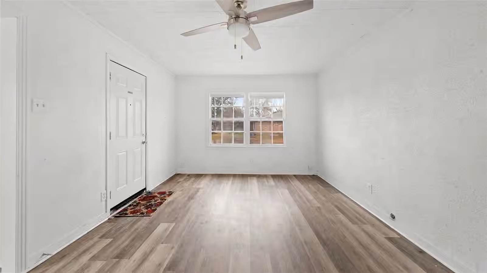 Photo 7 of 1516 1/2 2nd Street, League City, TX