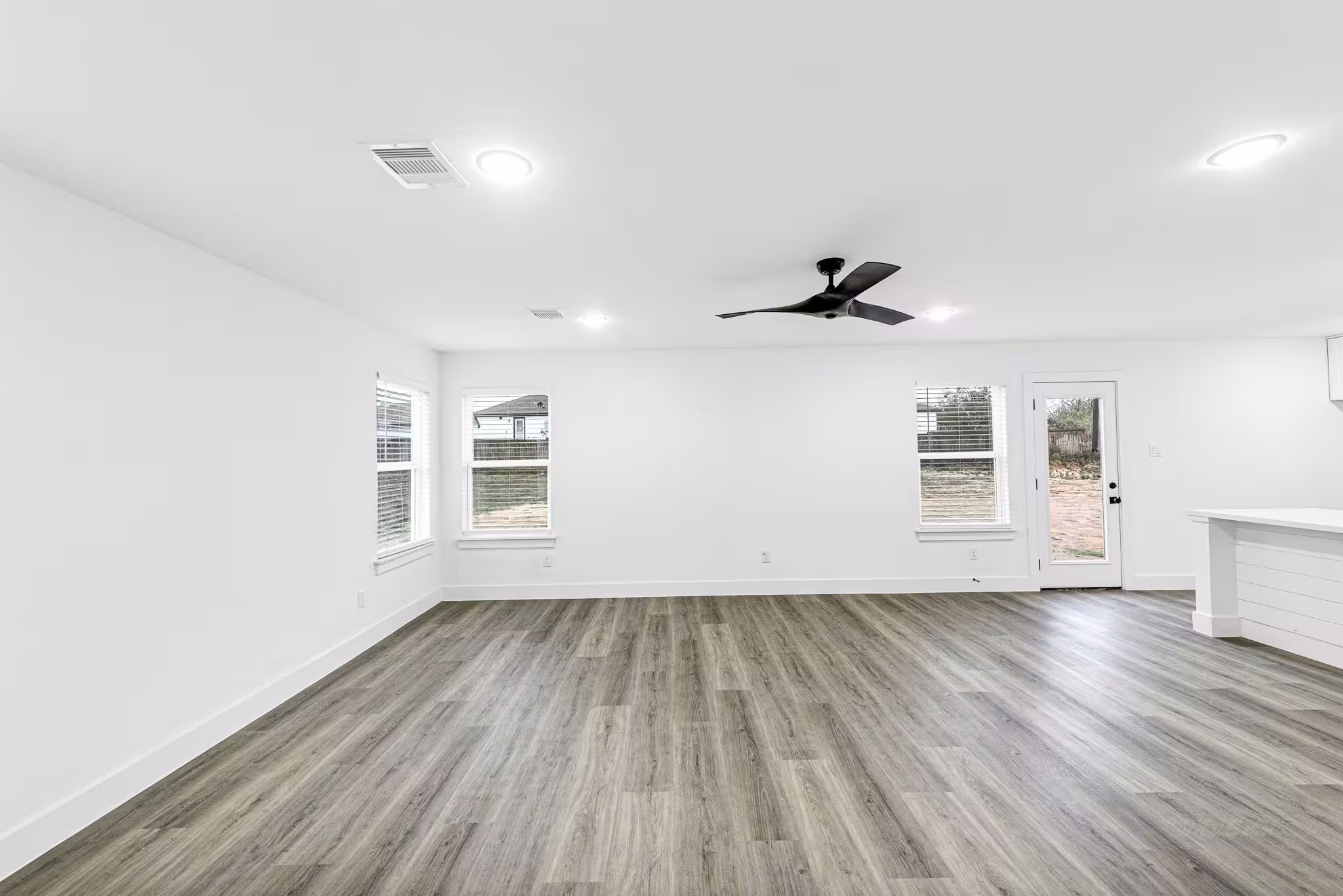 Photo 5 of 1025 20th Street, Hempstead, TX