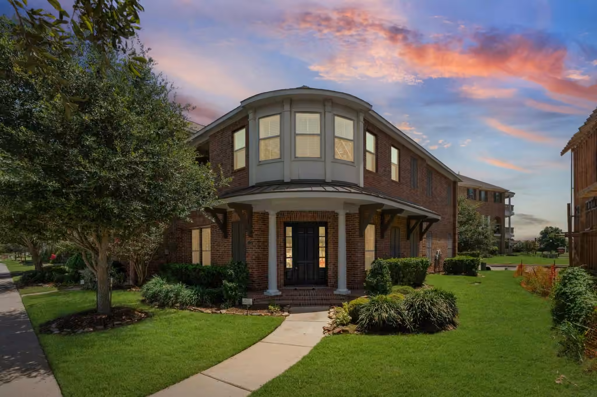 Photo of 118 Stadium Drive, Sugar Land, TX