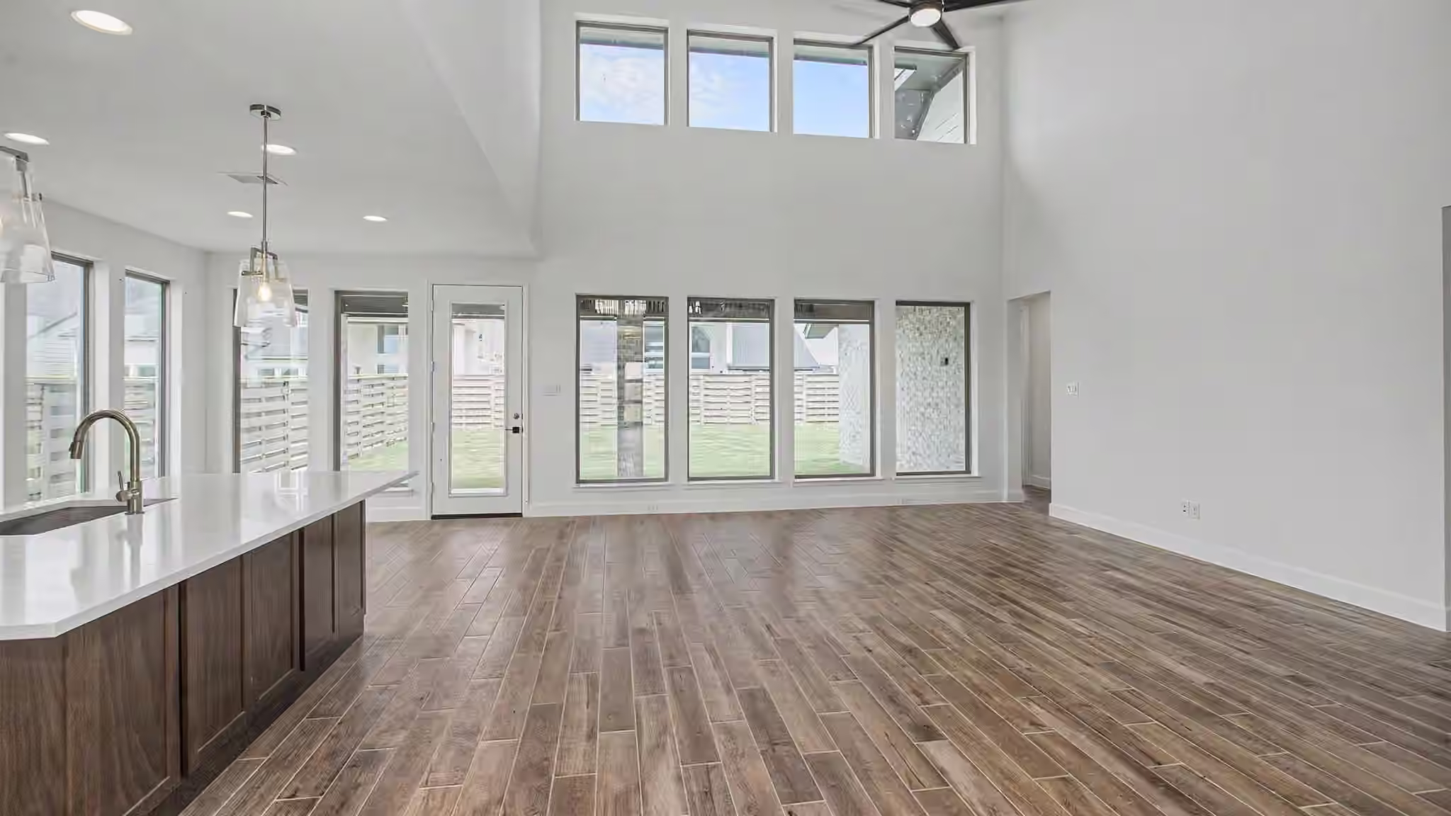 Photo 7 of 4930 Sunrise Avenue, Richmond, TX