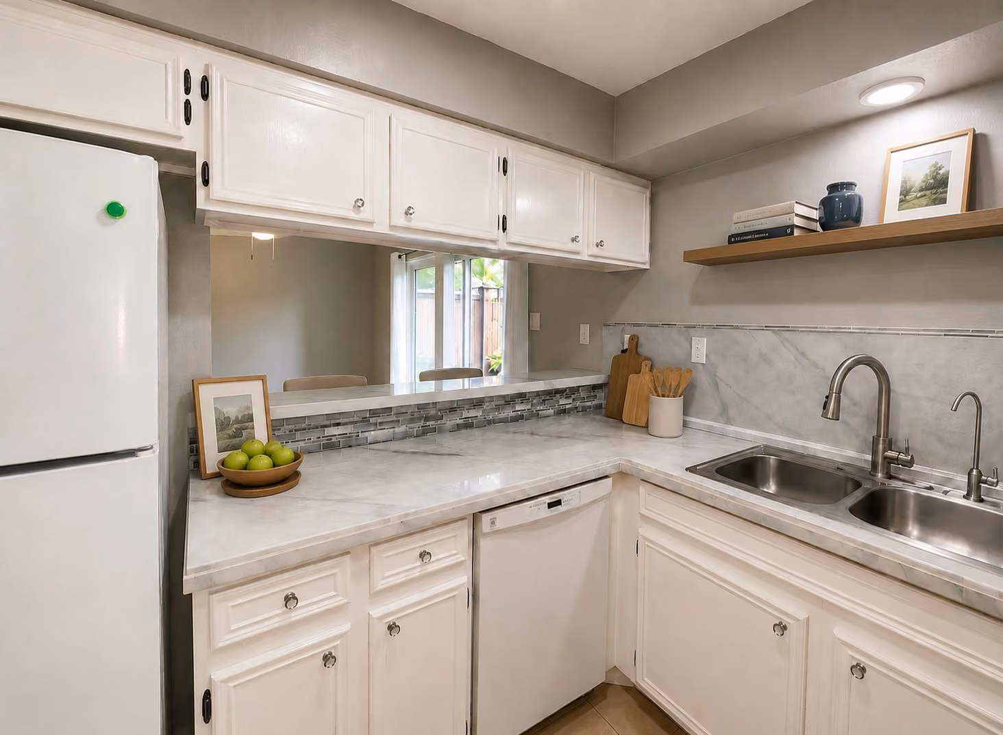 Photo 4 of 1528 Silverpines Road 528, Houston, TX