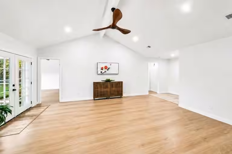 Photo 5 of 12018 Woolford Drive, Houston, TX