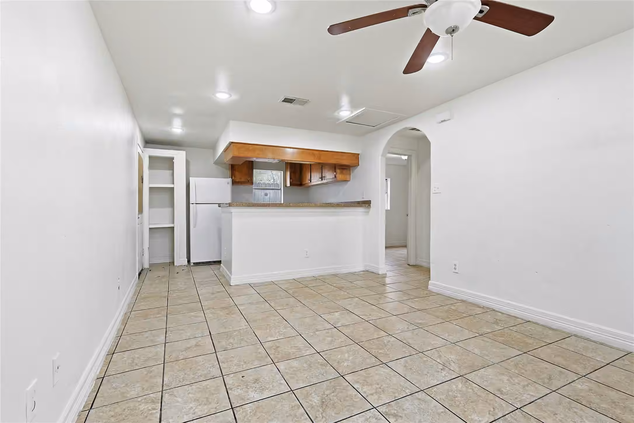 Photo 2 of 161 Luther Street, Houston, TX