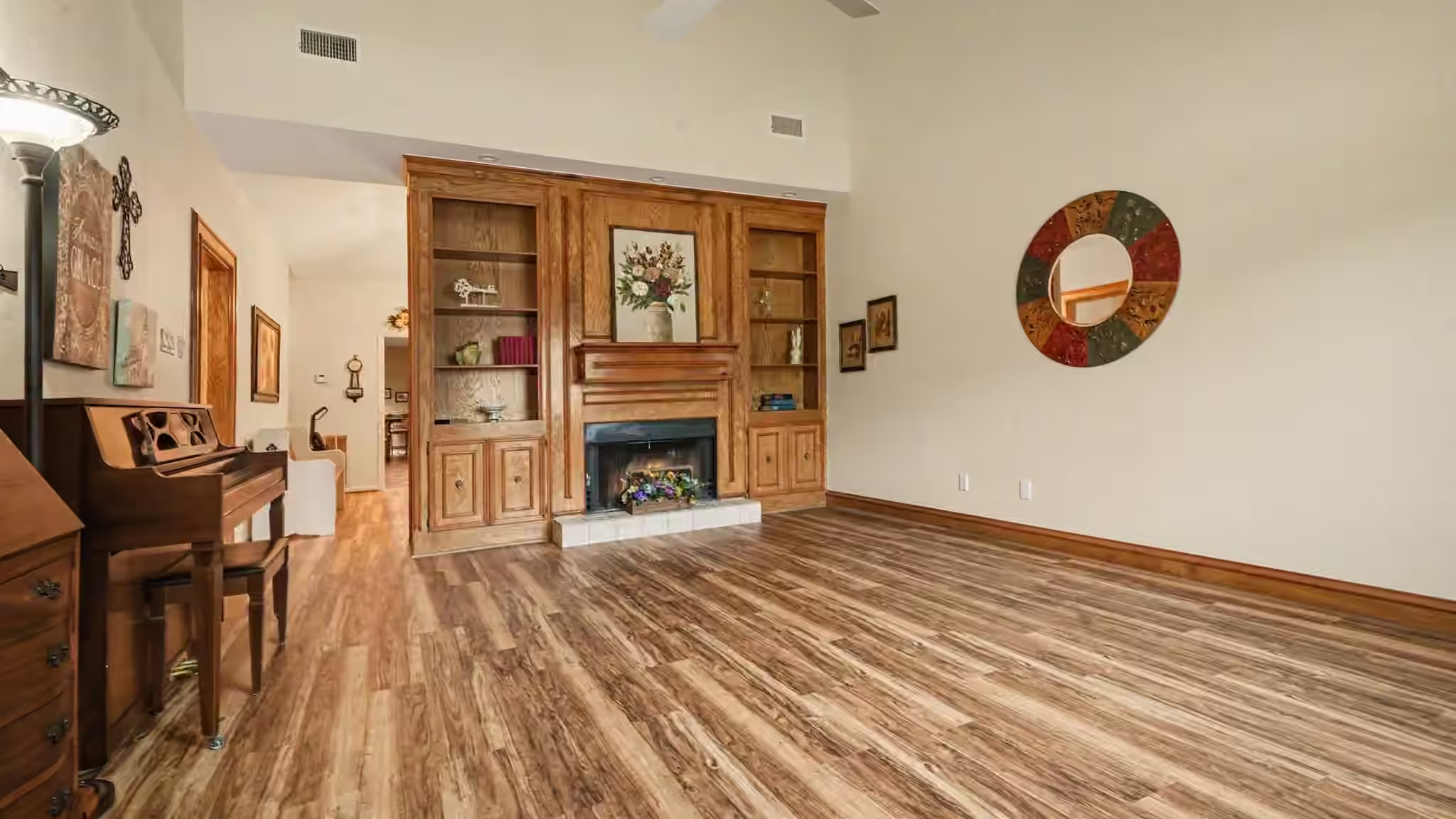 Photo 5 of 1310 E James Street 6, Baytown, TX
