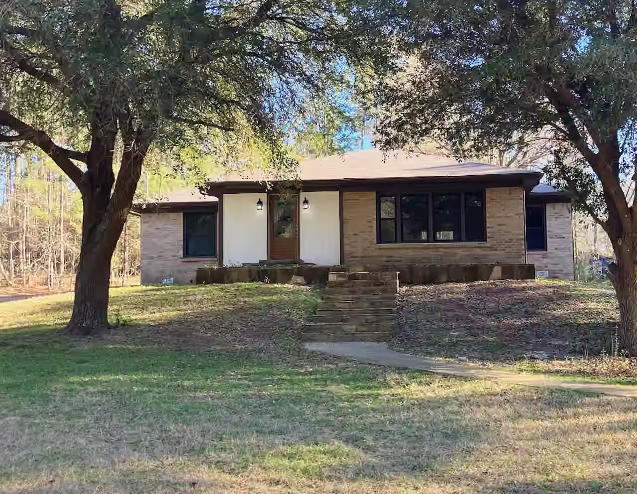 Photo of 92 Summer Place, Huntsville, TX 77340