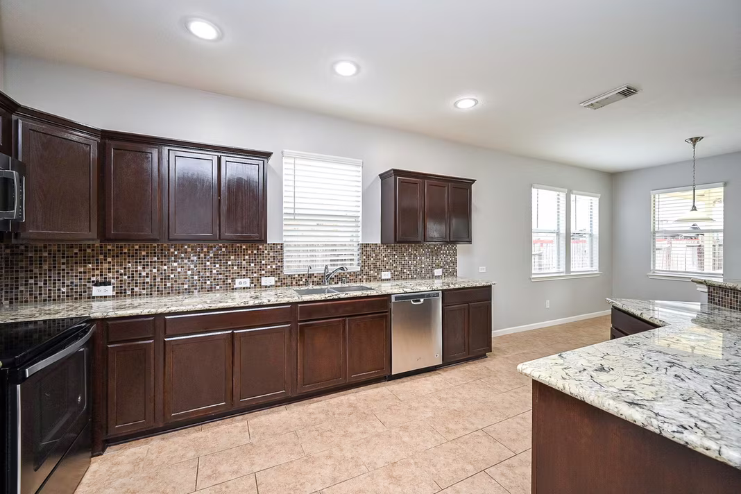 Photo 5 of 7427 Chathan Glen Ln, Richmond, TX