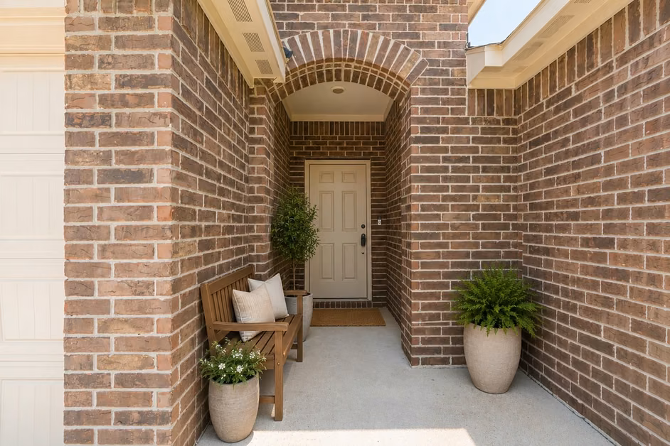 Photo 2 of 9903 Little Walnut Lane, Tomball, TX