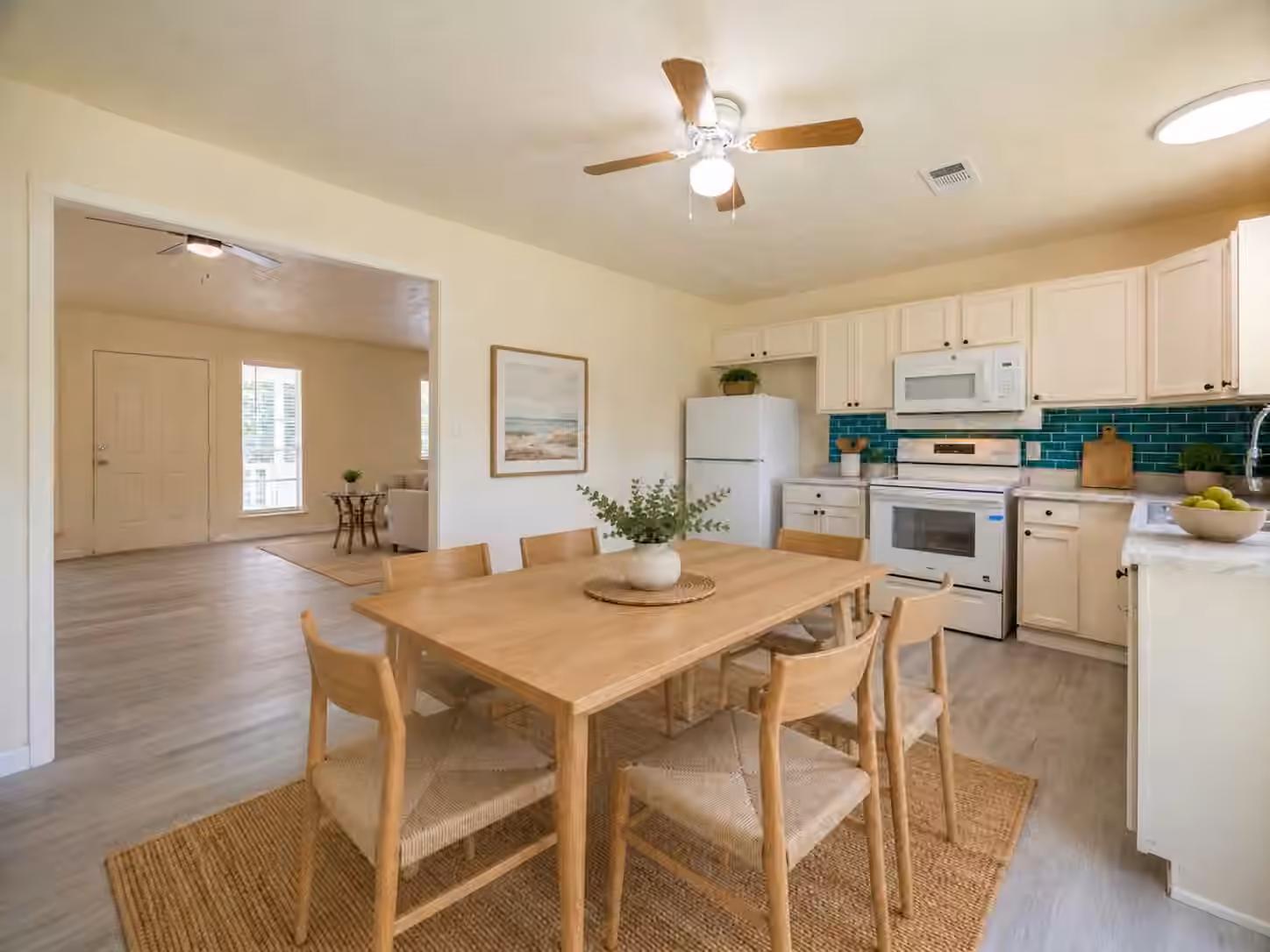 Photo 4 of 91 Hulon Hall Court, Cleveland, TX