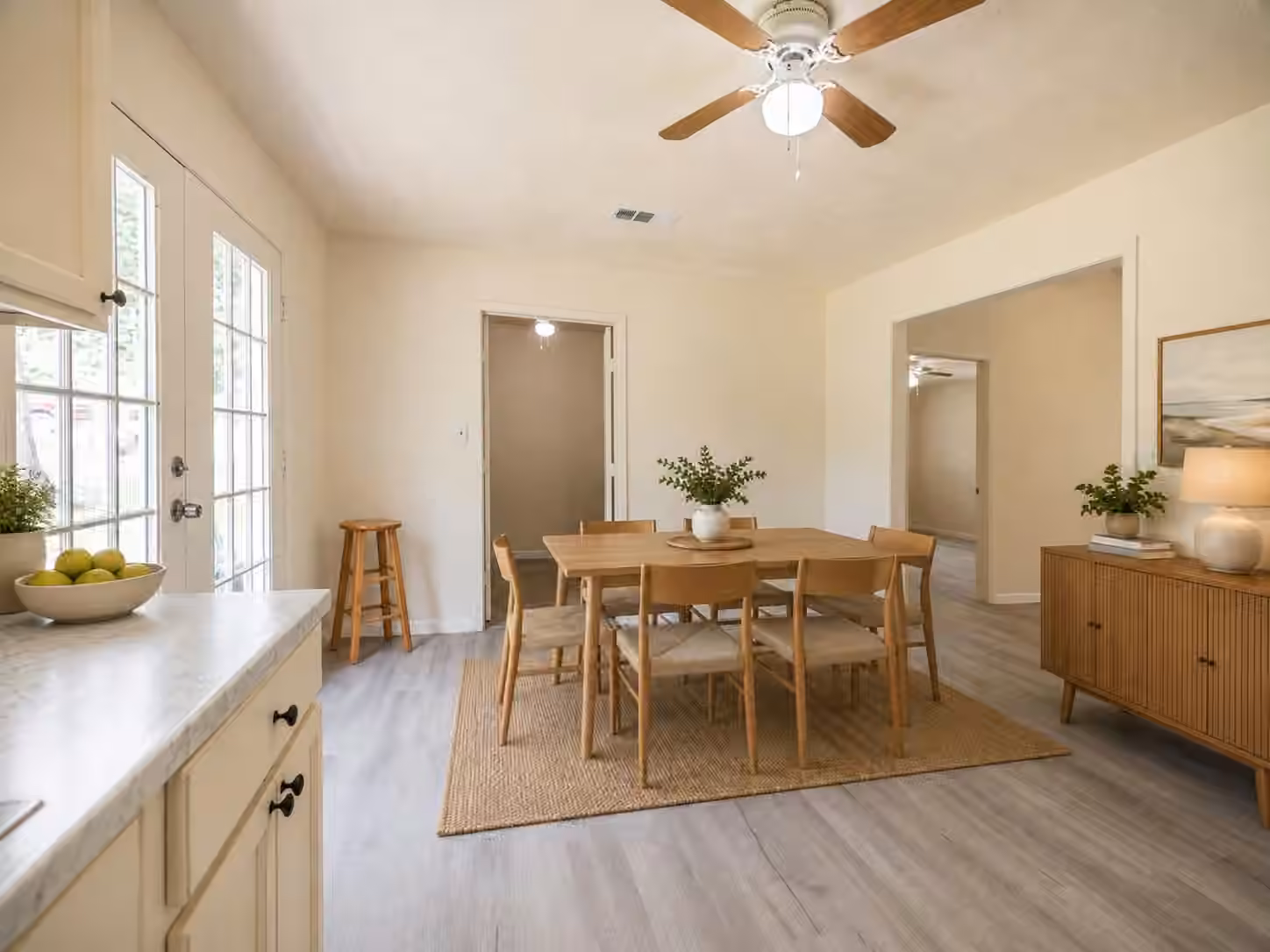Photo 5 of 91 Hulon Hall Court, Cleveland, TX