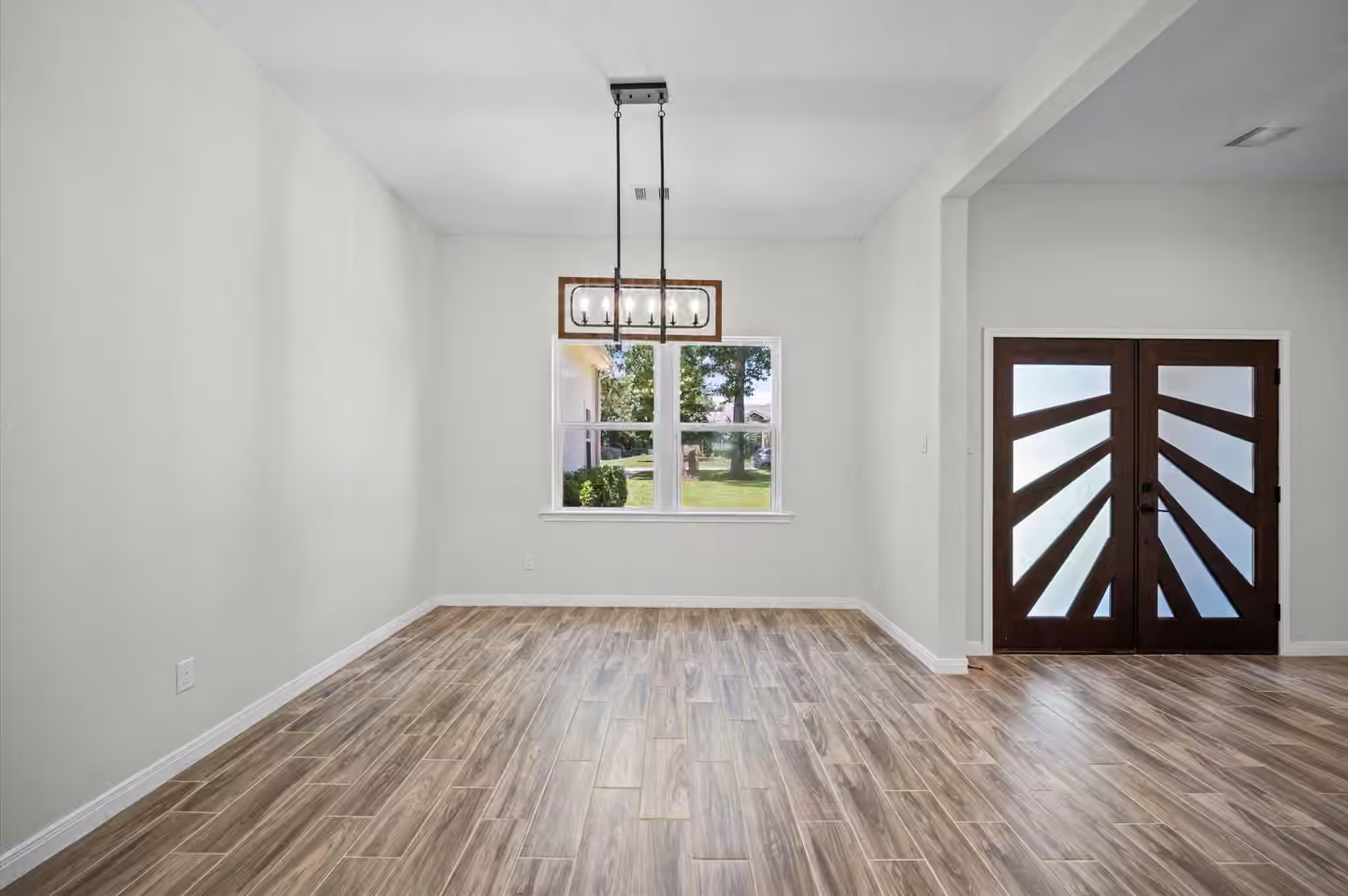Photo 7 of 4783 W Fork Boulevard, Conroe, TX