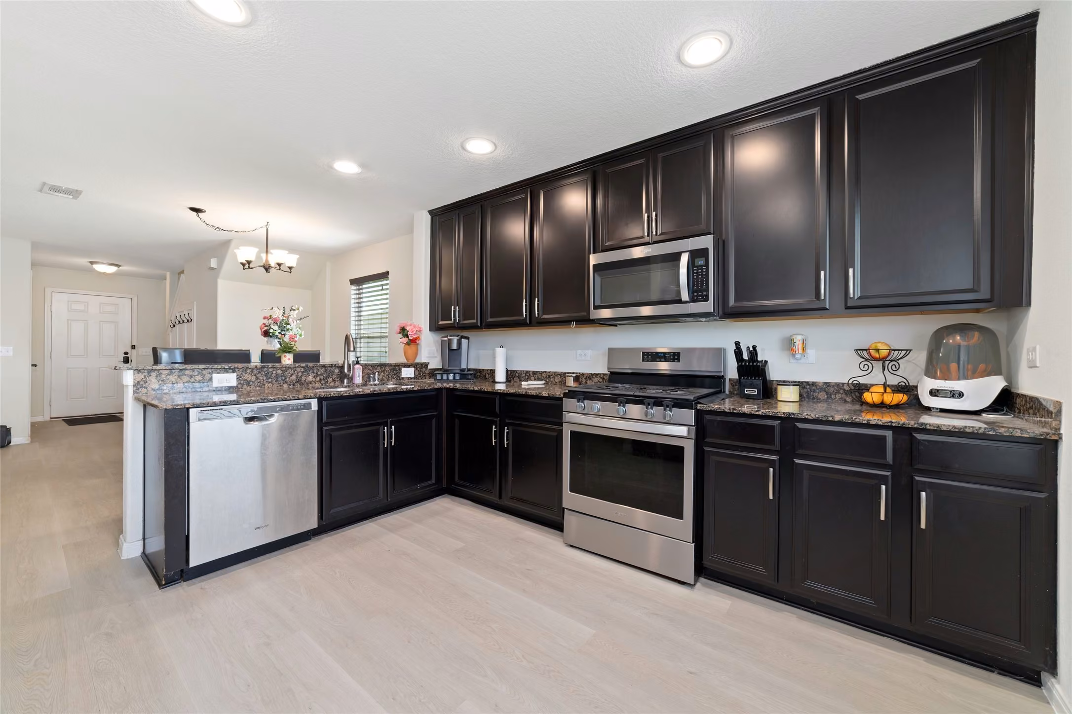 Photo 4 of 6803 Cortenridge Lane, Houston, TX