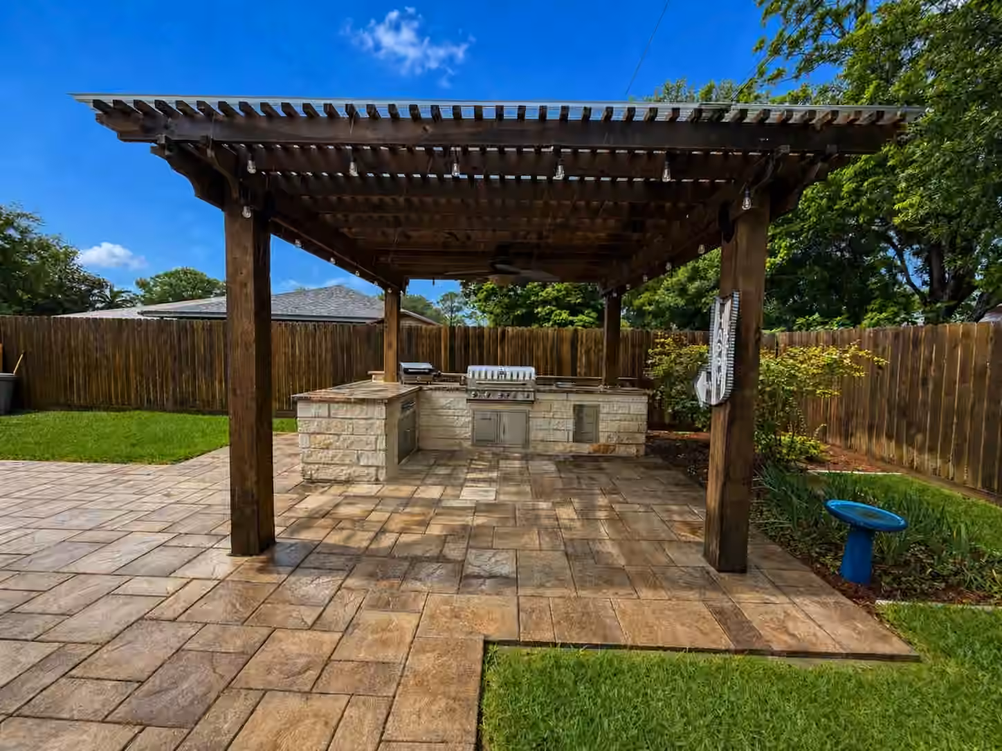 Photo 7 of 913 Cannan Drive, Angleton, TX