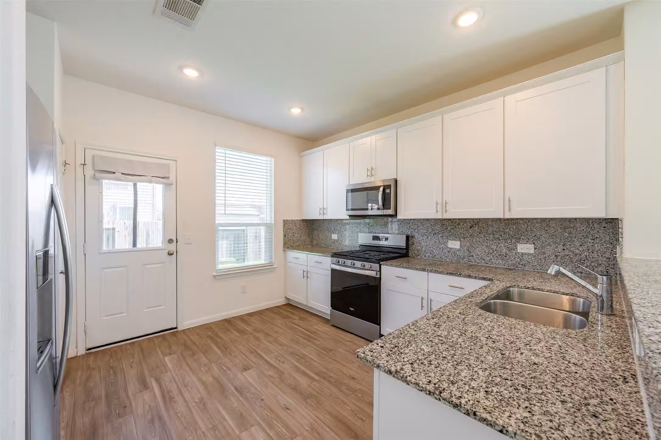 Photo 4 of 7327 Concorde Field Drive, Houston, TX