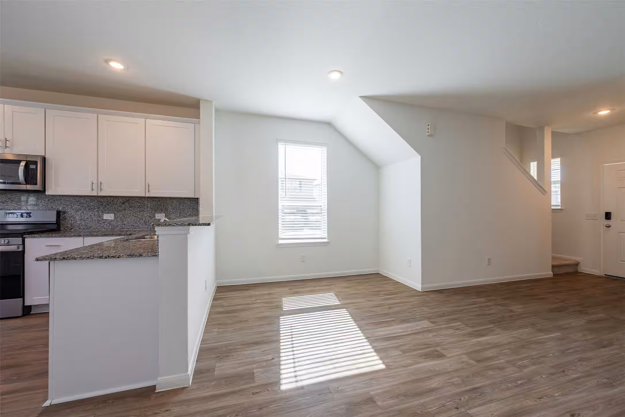 Photo 6 of 7327 Concorde Field Drive, Houston, TX