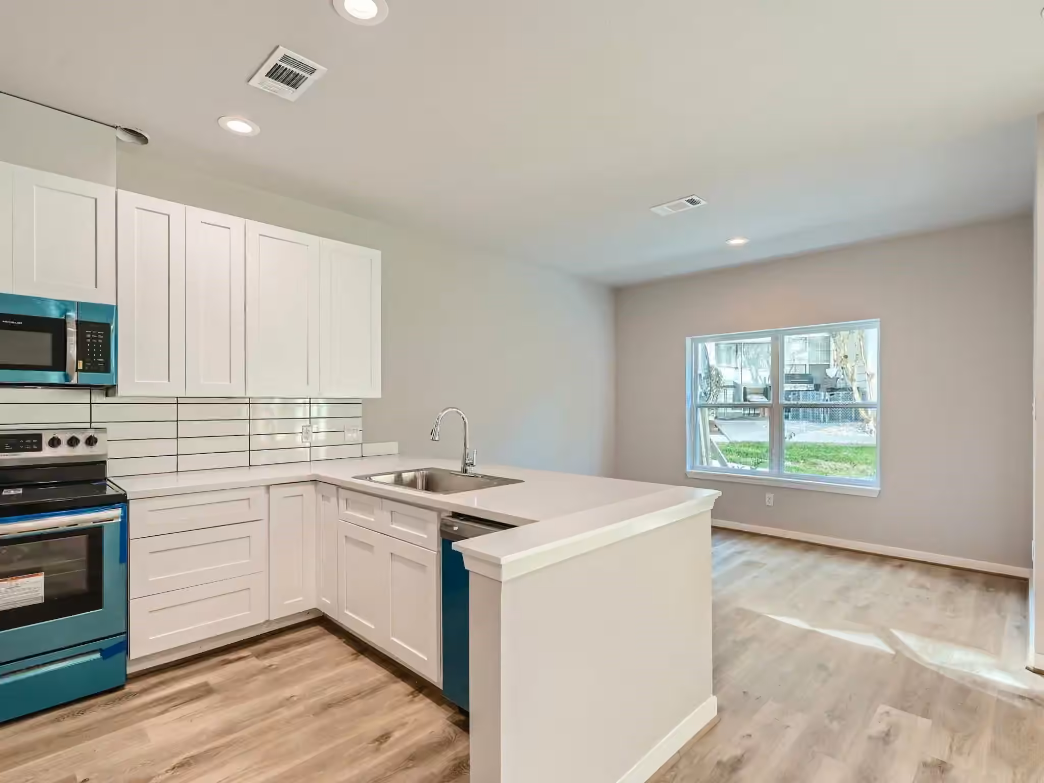 Photo 5 of 12565 Melville Drive 314, Montgomery, TX