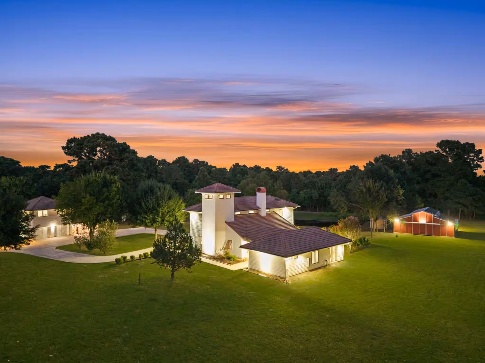 Photo 4 of 16530 Steinhagen Road, Cypress, TX