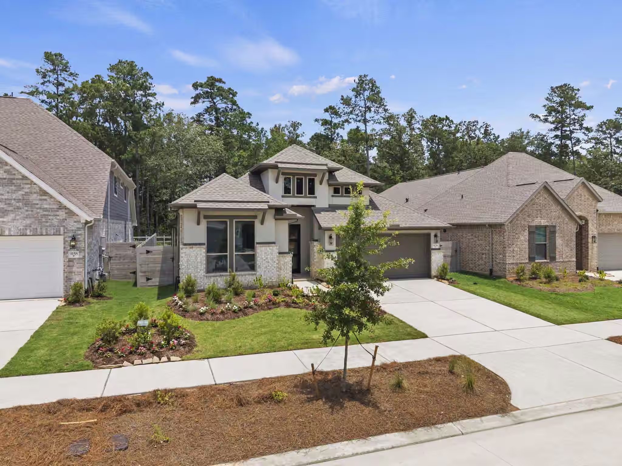 Photo 2 of 9154 Grand Jubilee Drive, Montgomery, TX
