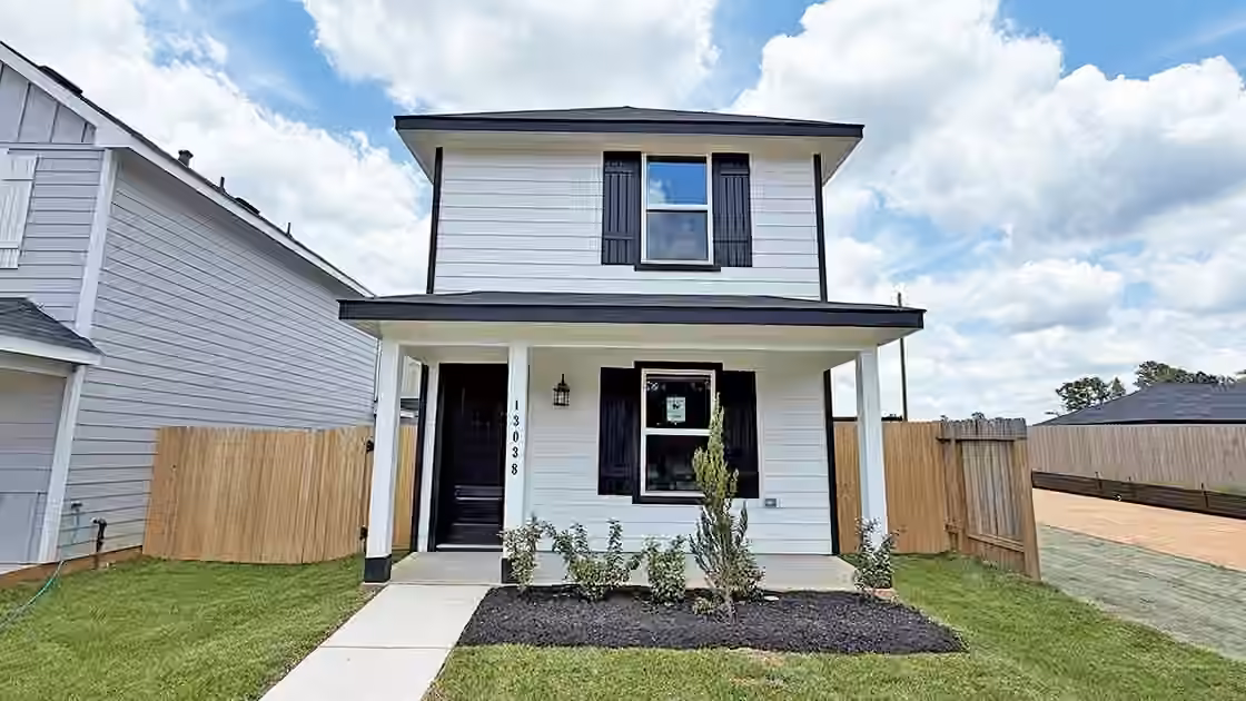 Photo of 13038 Turret Bend Way, Willis, TX 77378