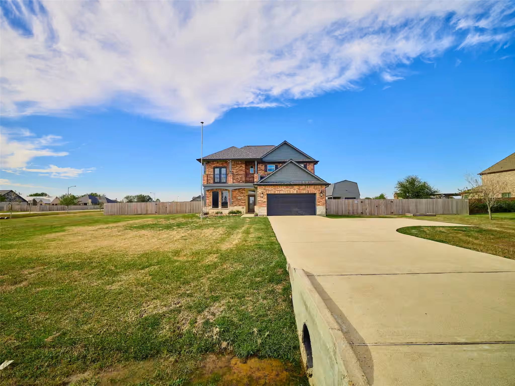 Photo 2 of 11718 Casadores Lane, Needville, TX