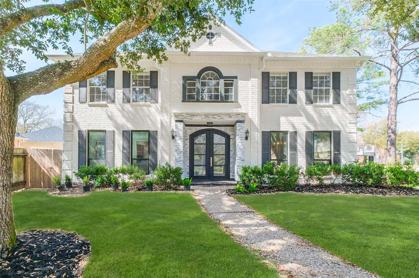 Photo 2 of 502 Lee Shore Lane, Houston, TX