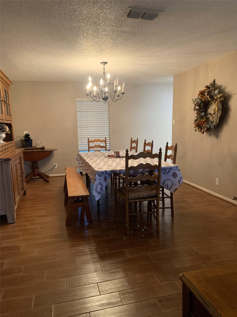 Photo 5 of 1162 Hwy 90A, Sheridan, TX