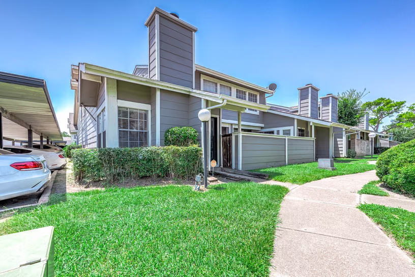 Photo 2 of 12213 Sandpiper Drive 122, Houston, TX
