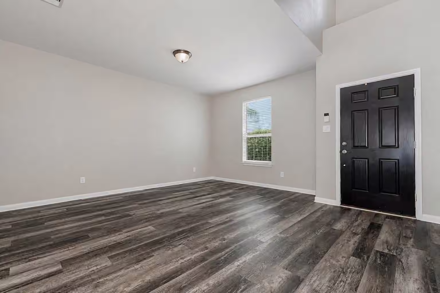 Photo 5 of 30218 Creekside Drive, Brookshire, TX