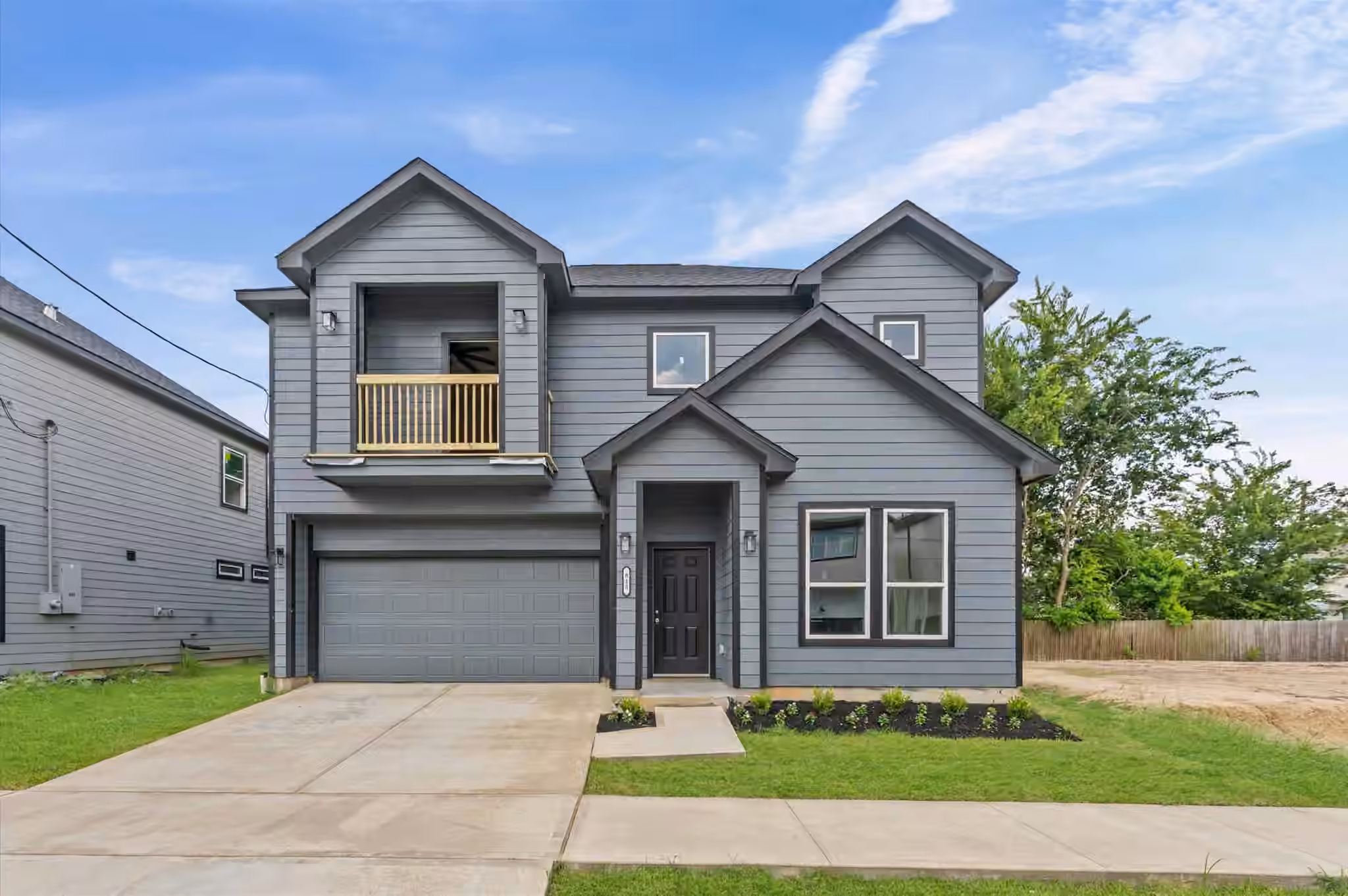 Photo of 815 E 33rd Street, Houston, TX