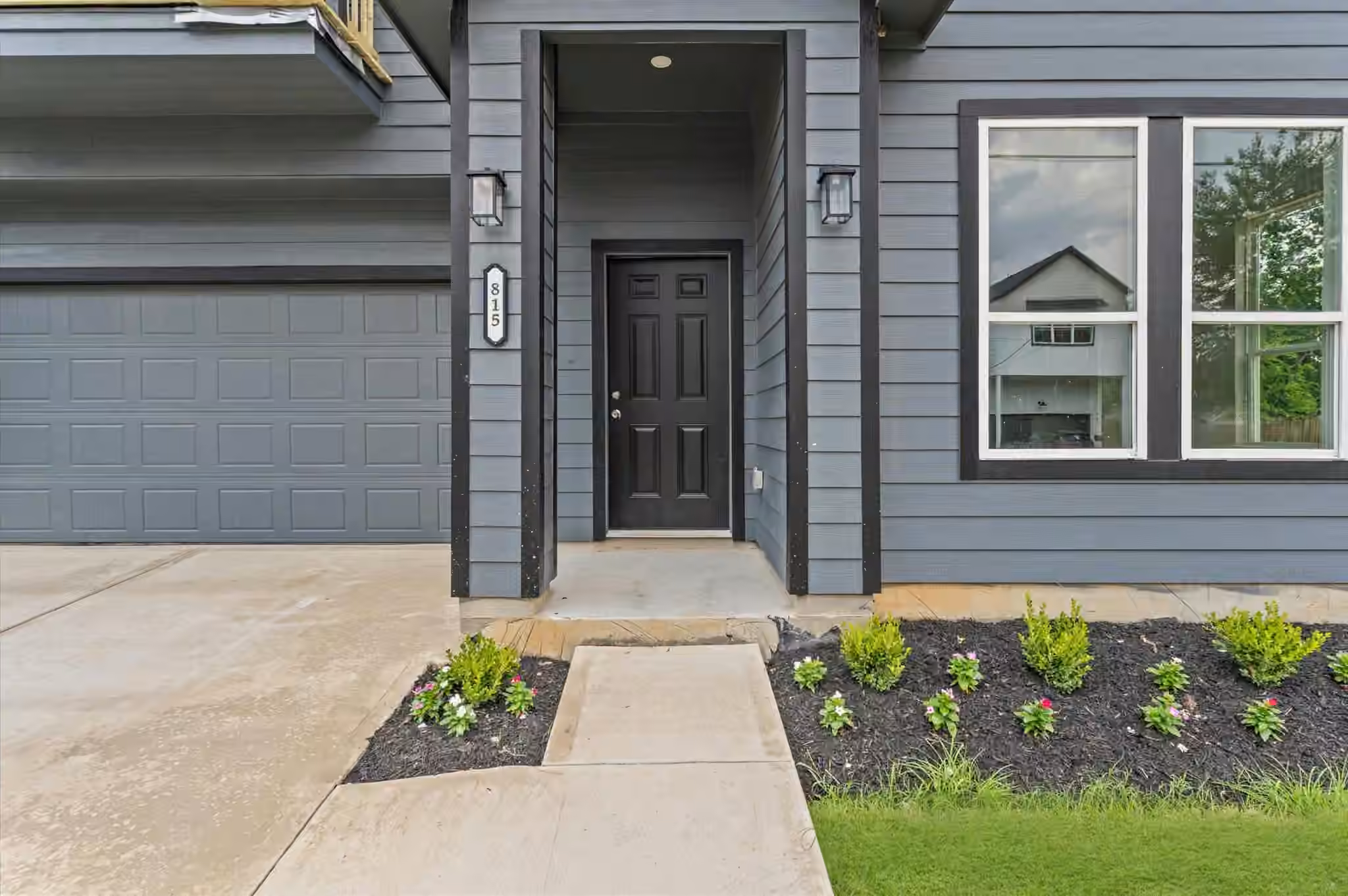 Photo 4 of 815 E 33rd Street, Houston, TX