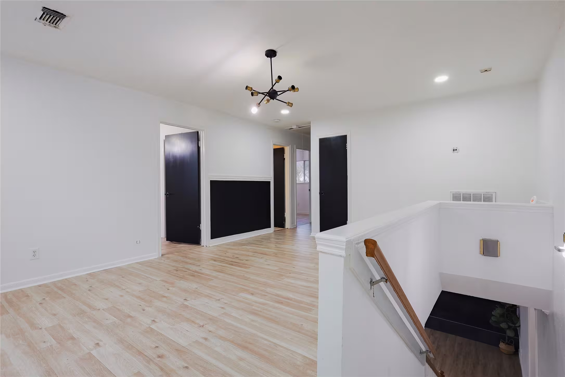 Photo 7 of 10411 Rippling Fields Drive, Houston, TX