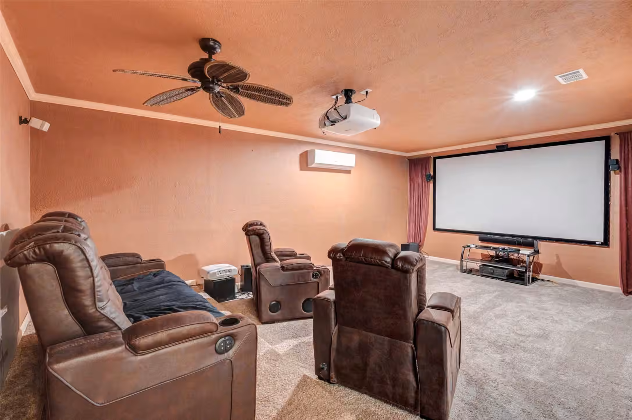 Photo 7 of 11418 Cedarwood Drive, Humble, TX
