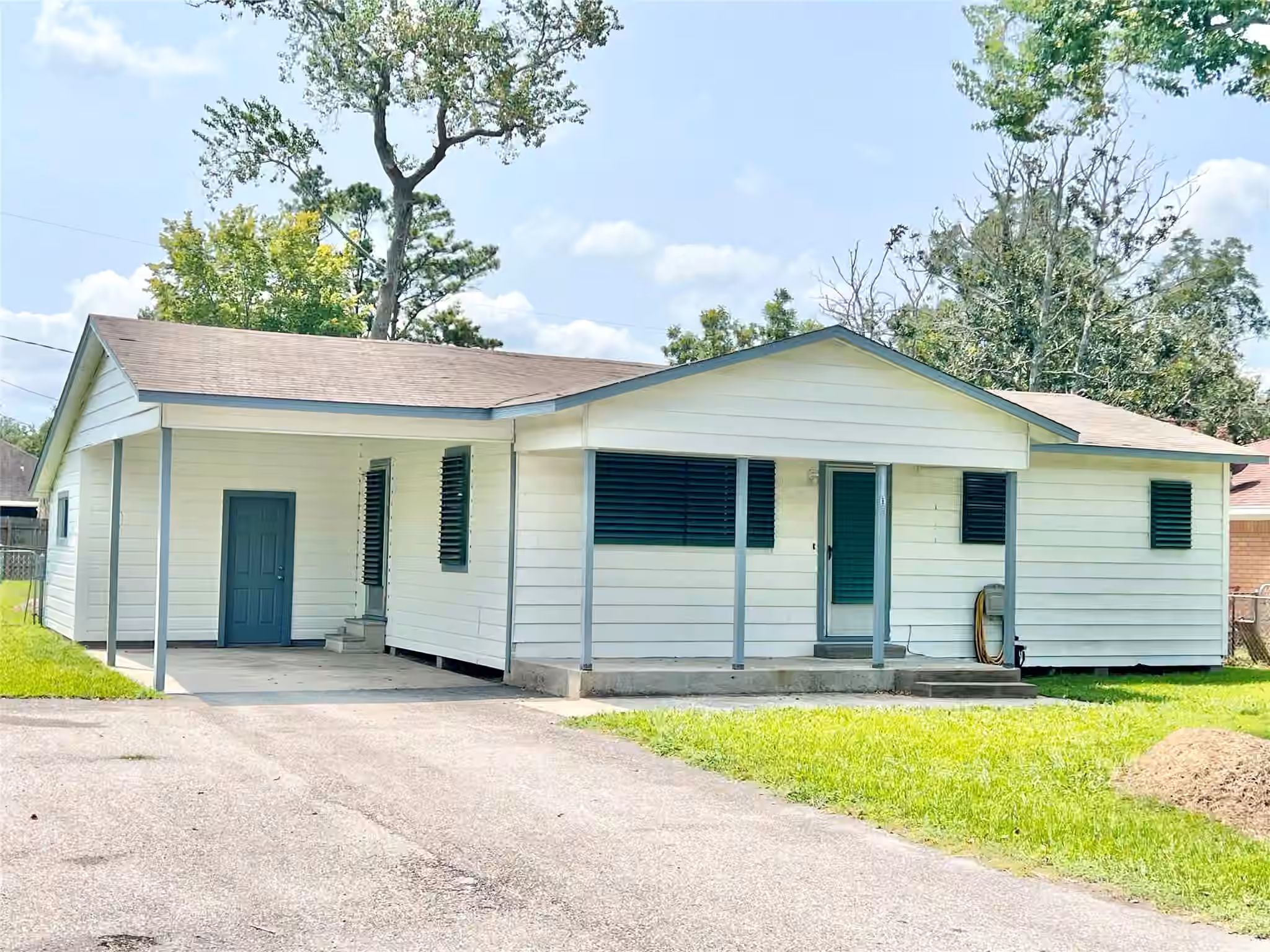 Photo 2 of 11815 15th Street, Santa Fe, TX