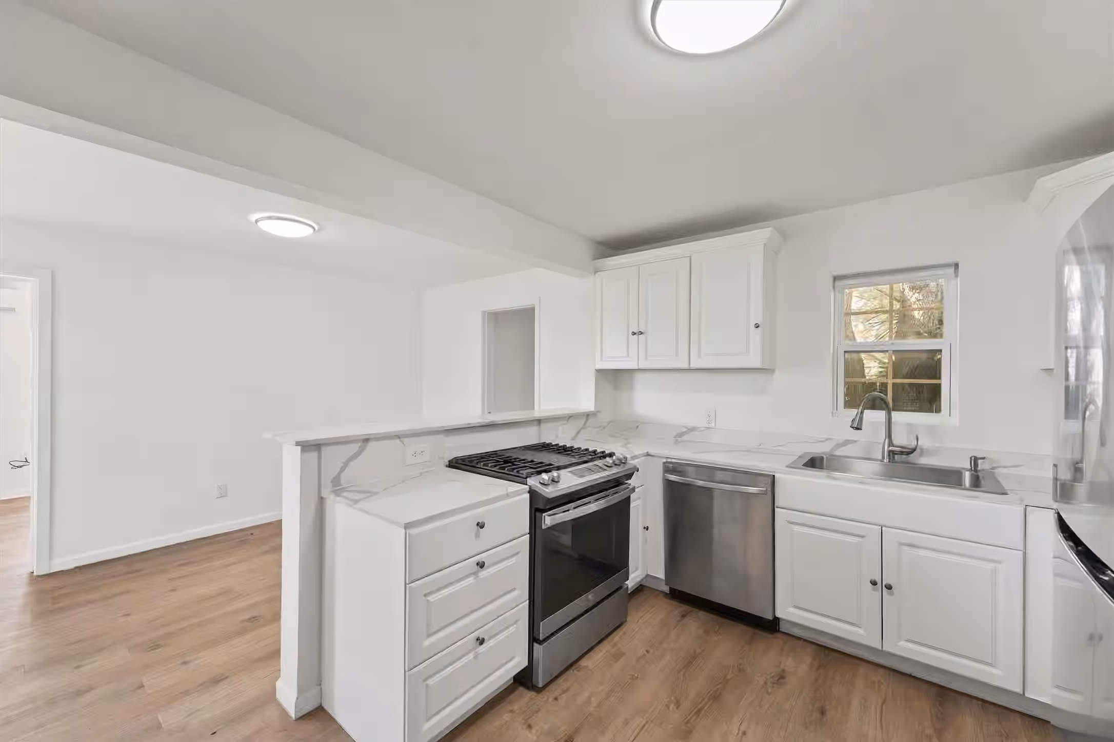 Photo 3 of 2614 59th Street, Galveston, TX