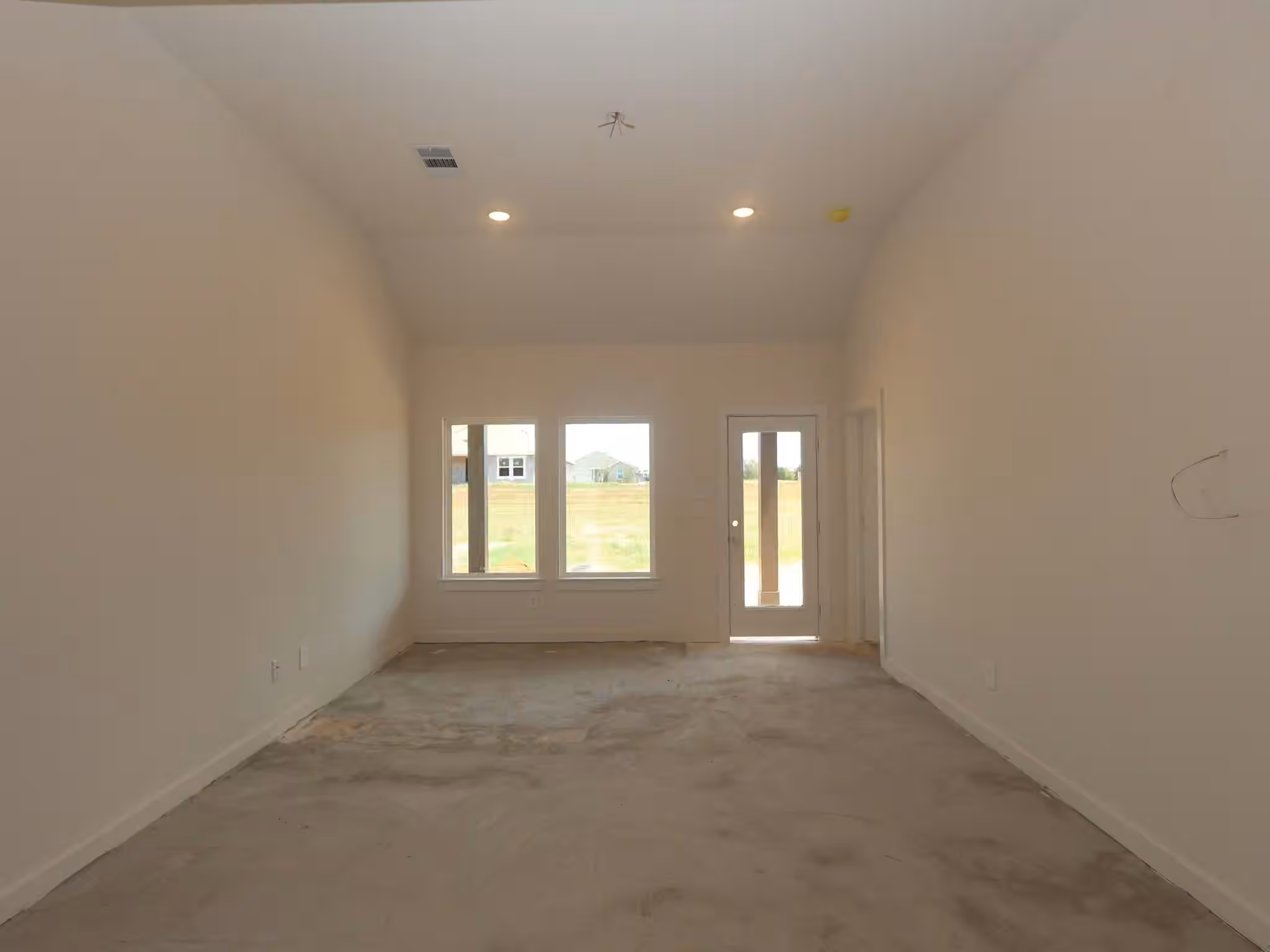 Photo 7 of 825 Village Brook Drive, Willis, TX