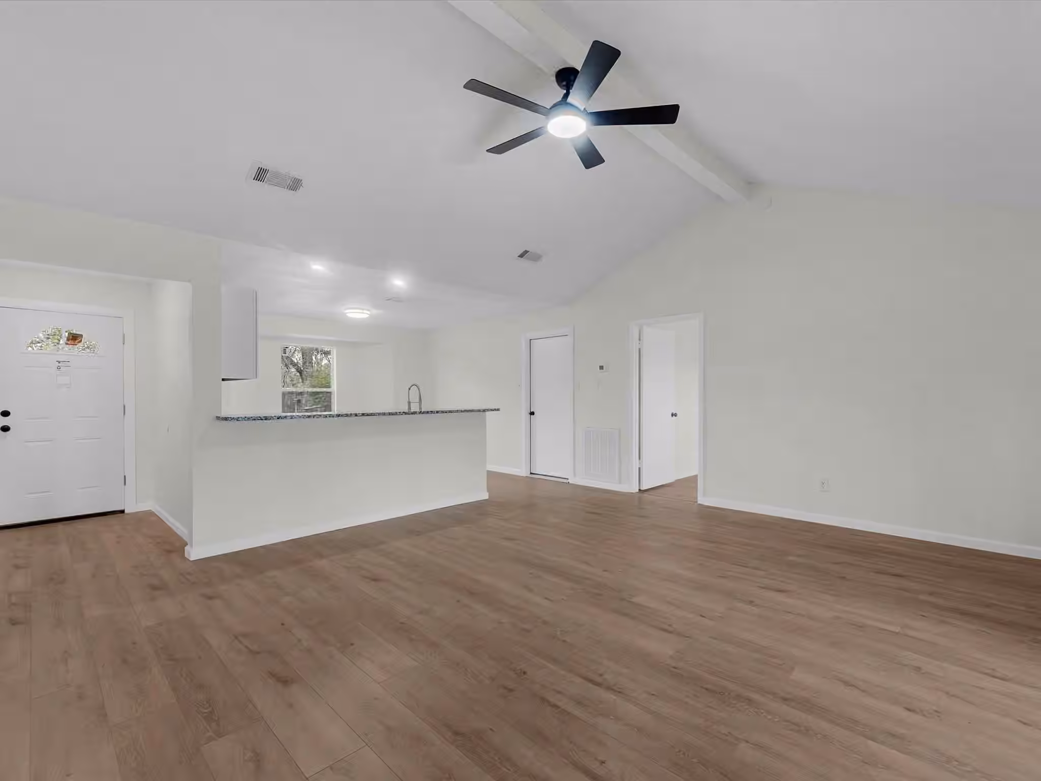 Photo 6 of 230 W Willwood Drive, Willis, TX