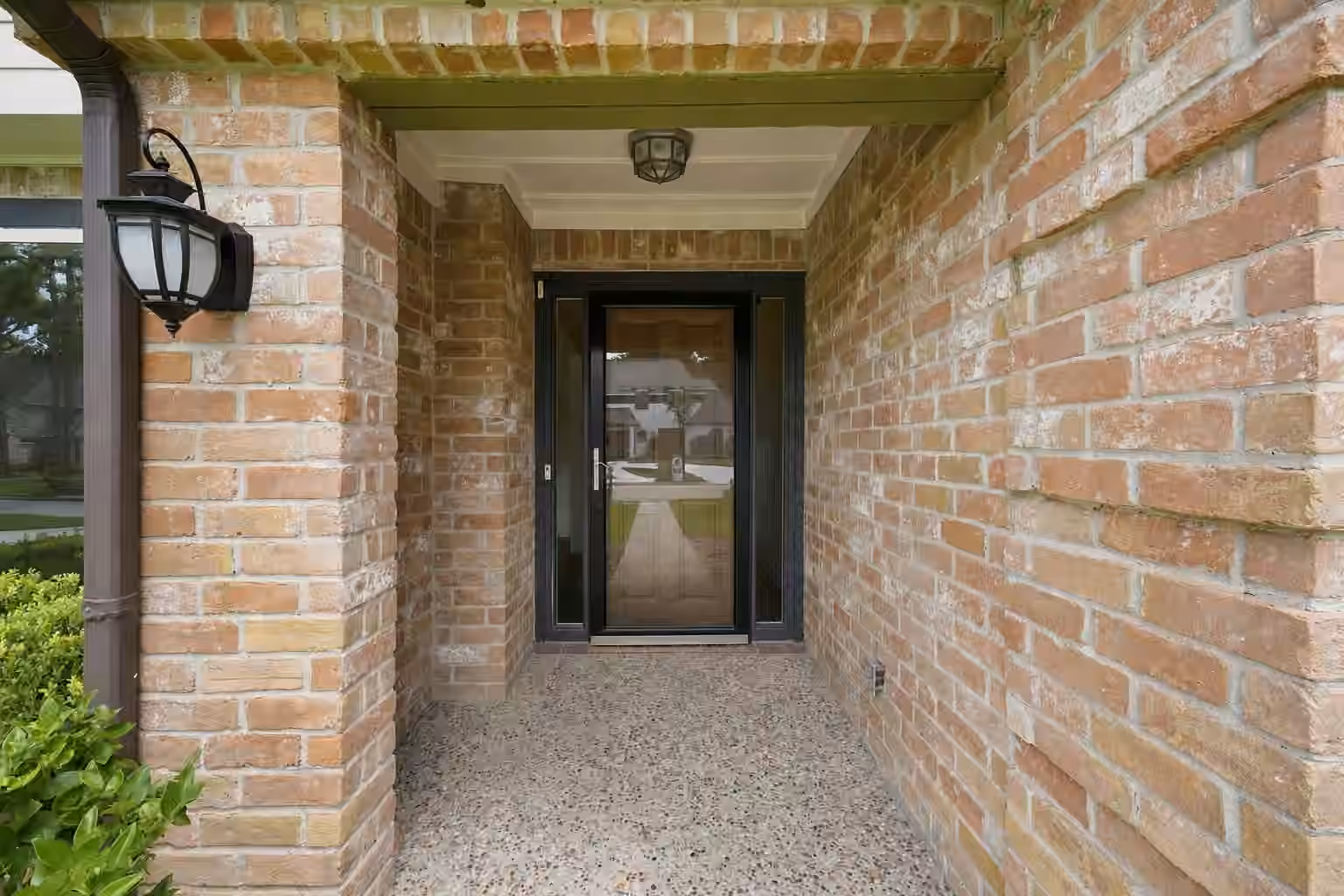 Photo 4 of 5514 Pine Arbor Drive, Houston, TX