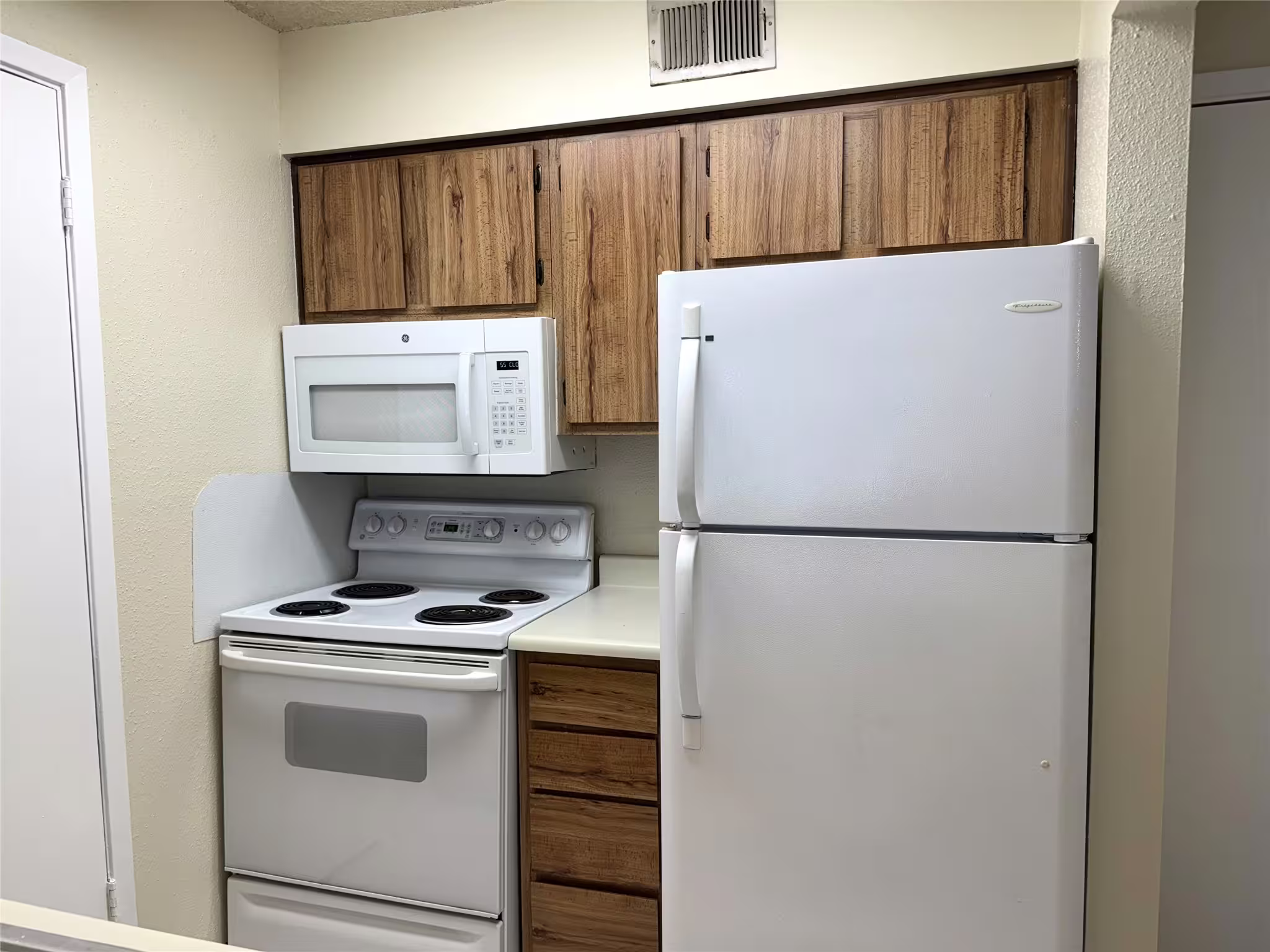 Photo 6 of 1516 Bay Area Boulevard Q-8, Houston, TX