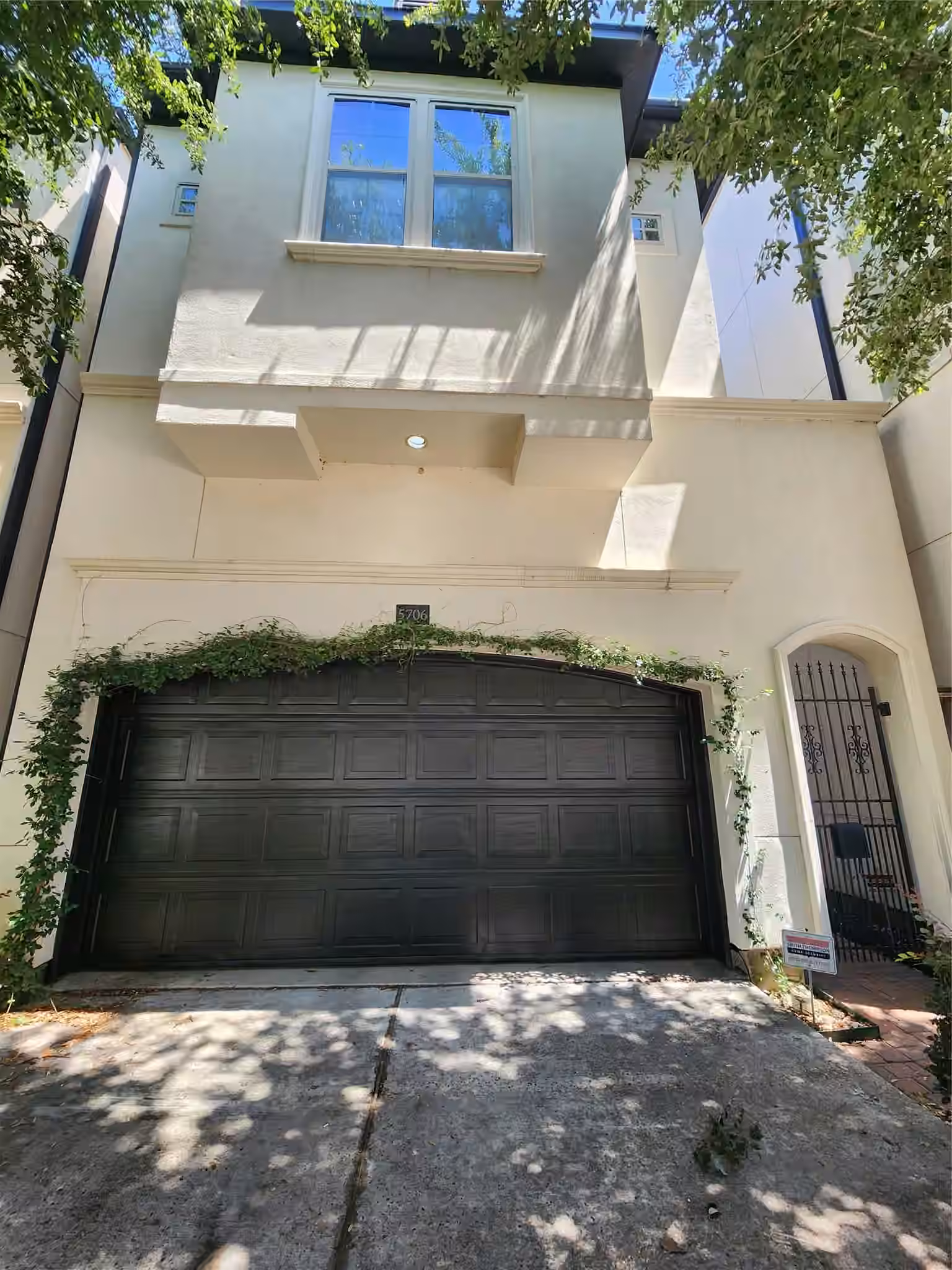 Photo 3 of 5706 Petty Street, Houston, TX