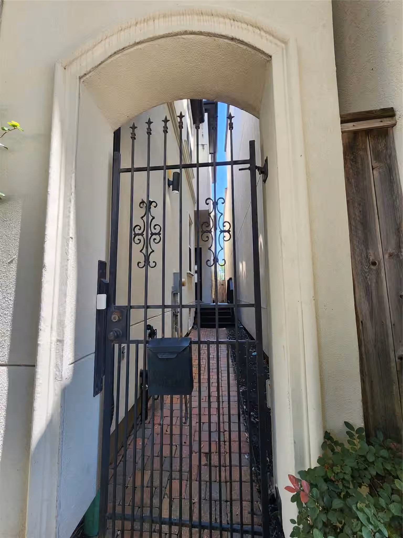 Photo 4 of 5706 Petty Street, Houston, TX